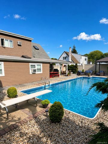 317 Herbert Place, Bethpage, NY 11714
