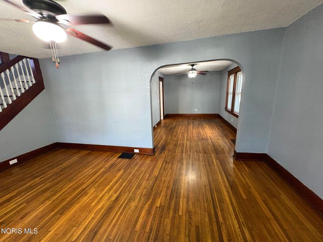 2460 Caledonia Street, Toledo, OH 43605