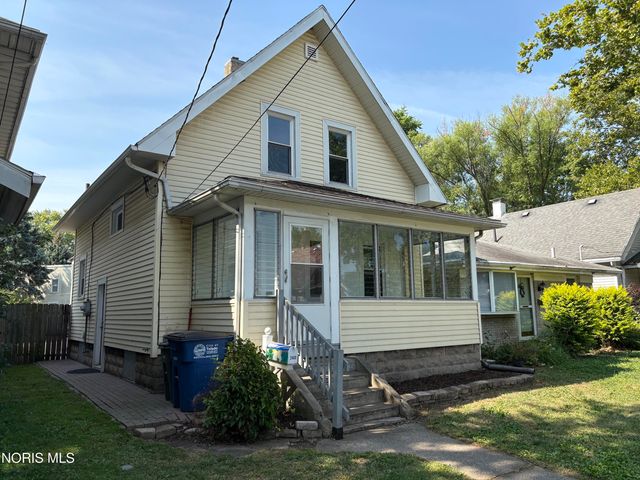 2460 Caledonia Street, Toledo, OH 43605