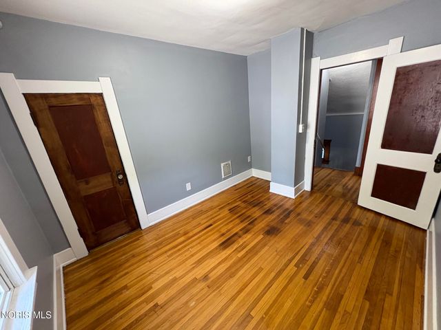 2460 Caledonia Street, Toledo, OH 43605