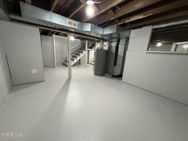 2460 Caledonia Street, Toledo, OH 43605
