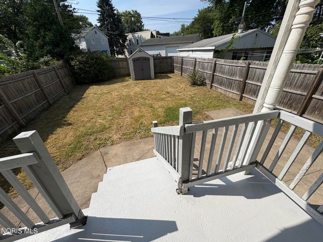 2460 Caledonia Street, Toledo, OH 43605
