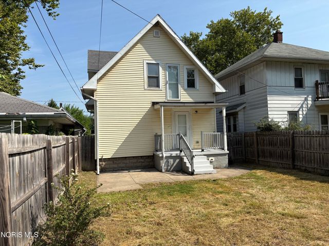 2460 Caledonia Street, Toledo, OH 43605