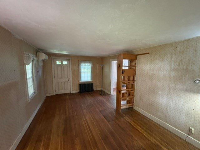 203 Willow St, Stoughton, MA 02072