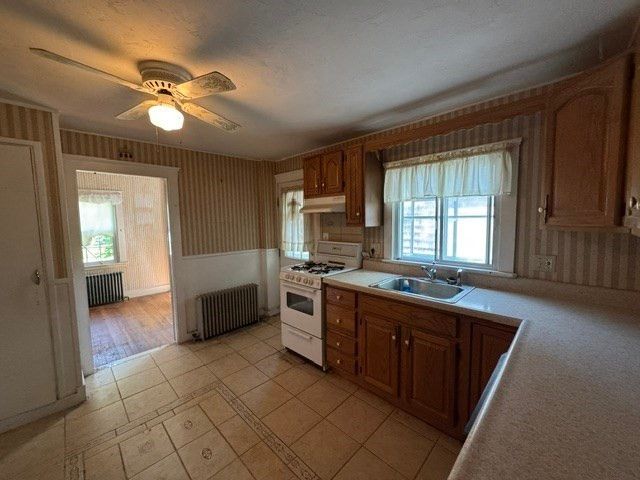 203 Willow St, Stoughton, MA 02072