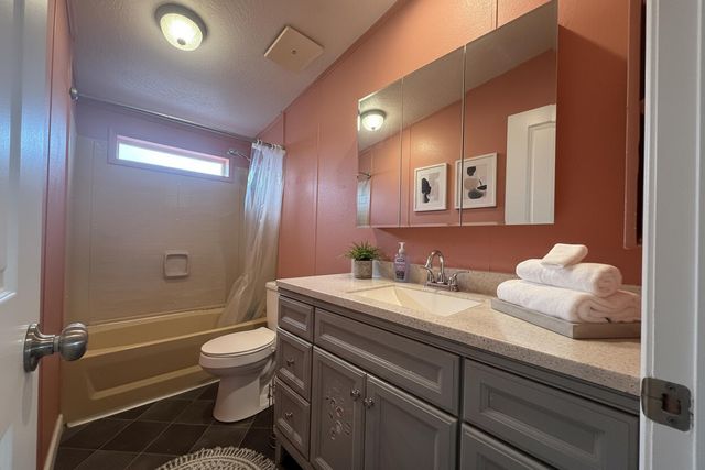 2622 Falcon Street SPC 68, White City, OR 97503