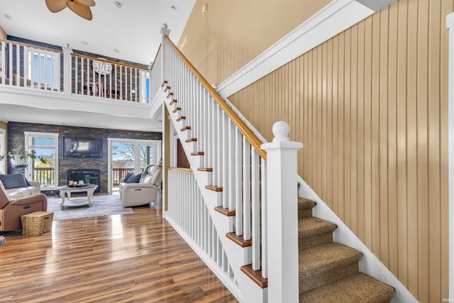 9547 S Harbour Pointe Drive, Bloomington, IN 47401