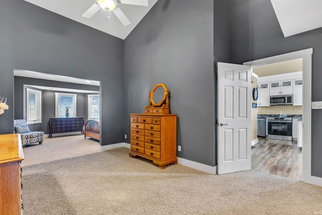 9547 S Harbour Pointe Drive, Bloomington, IN 47401