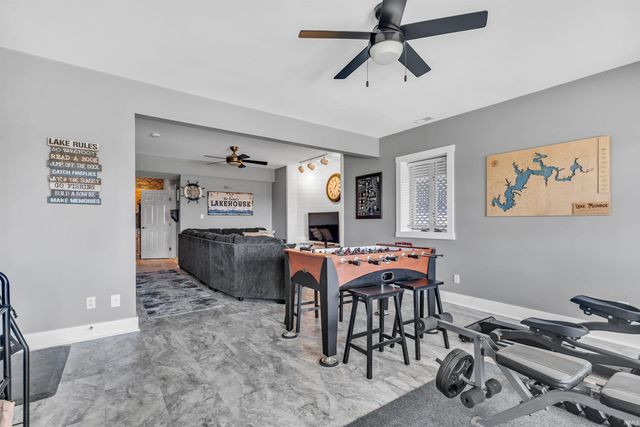 9547 S Harbour Pointe Drive, Bloomington, IN 47401