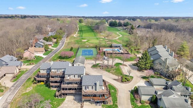 9547 S Harbour Pointe Drive, Bloomington, IN 47401