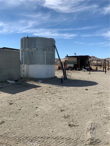 2551 Bella Dr, Adelanto, CA 92301