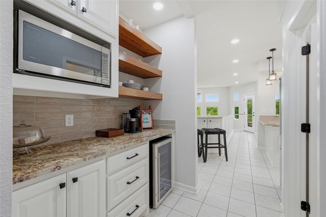 125 Greenway Bend, Pottsboro, TX 75076