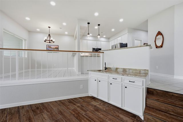 125 Greenway Bend, Pottsboro, TX 75076