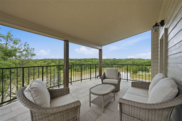 125 Greenway Bend, Pottsboro, TX 75076