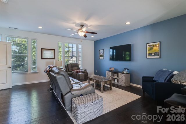 3022 Potomac River Parkway, Charlotte, NC 28217