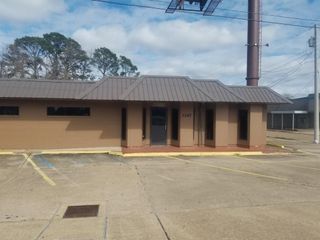 1247 MACARTHUR Drive, Alexandria, LA 71303