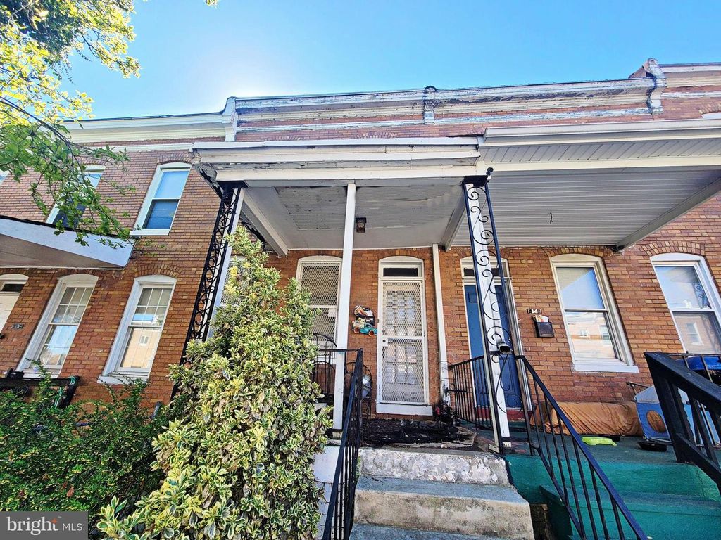 Image 2 of property listing at 12 N ABINGTON AVE, Baltimore, MD 21229
