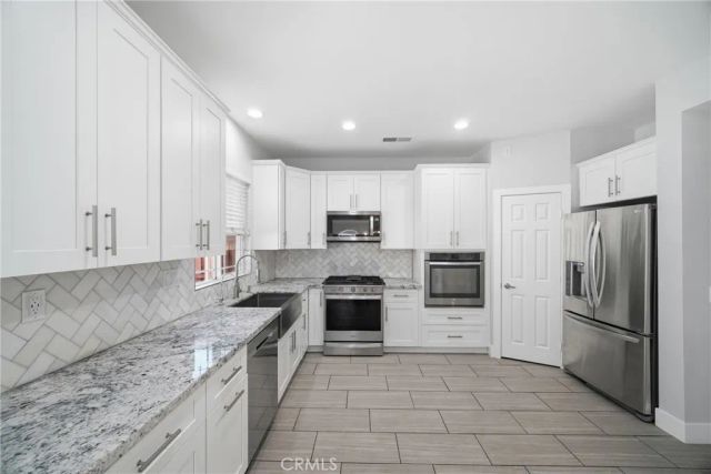 32615 San Nicholas, Lake Elsinore, CA 92530