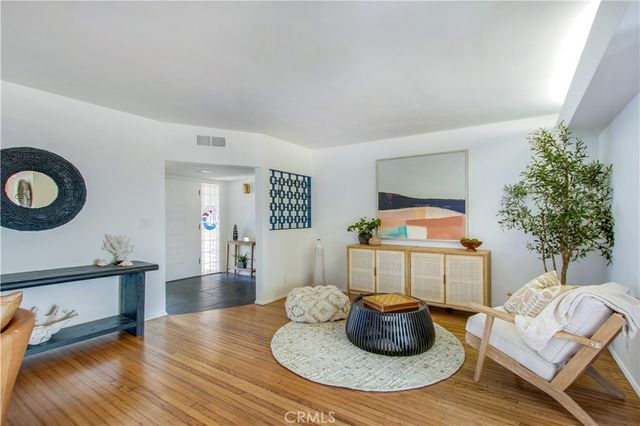 1575 Via Majorca, Laguna Beach, CA 92651