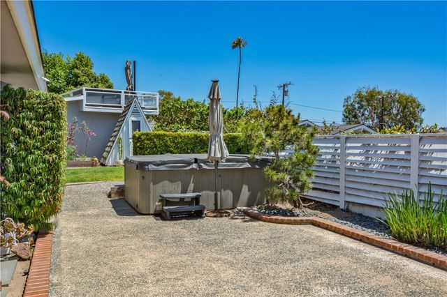 1575 Via Majorca, Laguna Beach, CA 92651