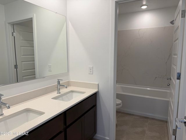 13990 E Corte Del Renegado, Vail, AZ 85641