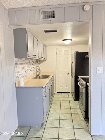 5434 W CULVER Street, Phoenix, AZ 85043