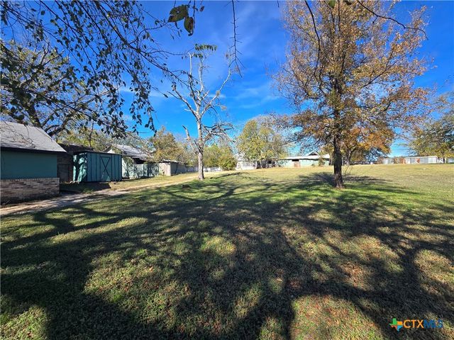 102 E Main Street, Gatesville, TX 76528