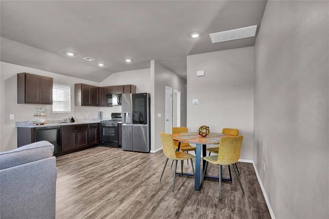 10301 NW 19th Street, Oklahoma City, OK 73127