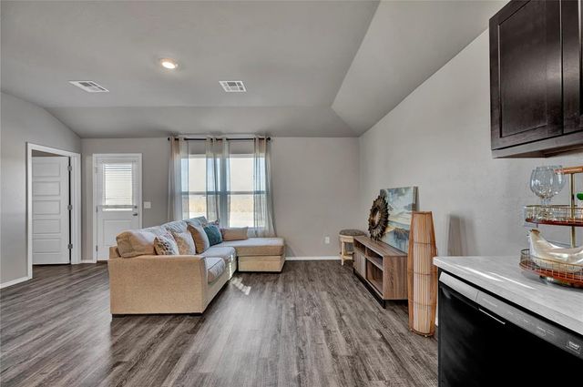 10301 NW 19th Street, Oklahoma City, OK 73127