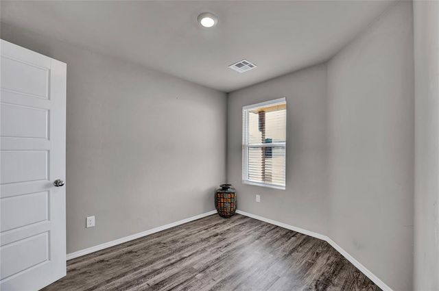 10301 NW 19th Street, Oklahoma City, OK 73127