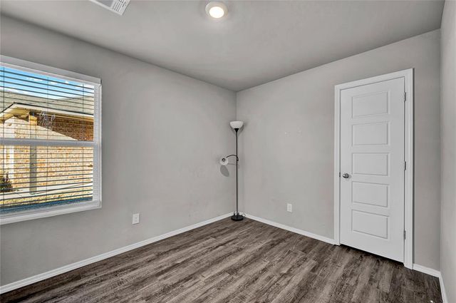 10301 NW 19th Street, Oklahoma City, OK 73127