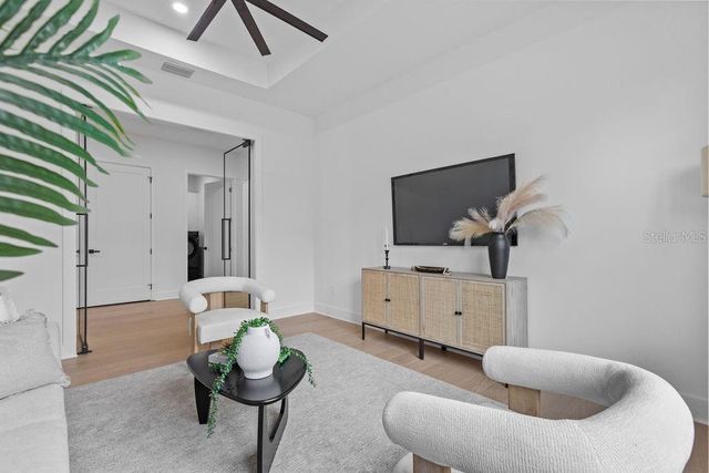 3315 W GRACE STREET, Tampa, FL 33607