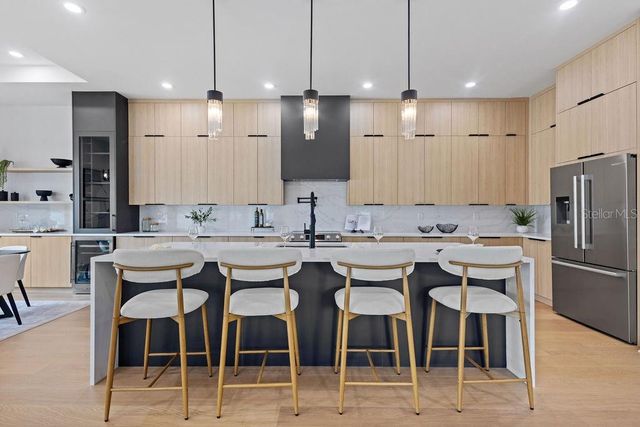 3315 W GRACE STREET, Tampa, FL 33607