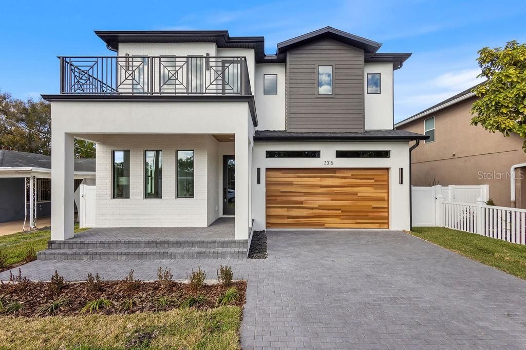 Image 1 of property listing at 3315 W GRACE STREET, Tampa, FL 33607