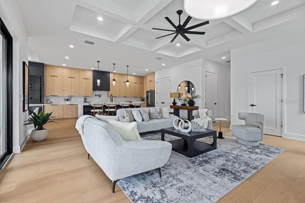 Image 6 of property listing at 3315 W GRACE STREET, Tampa, FL 33607