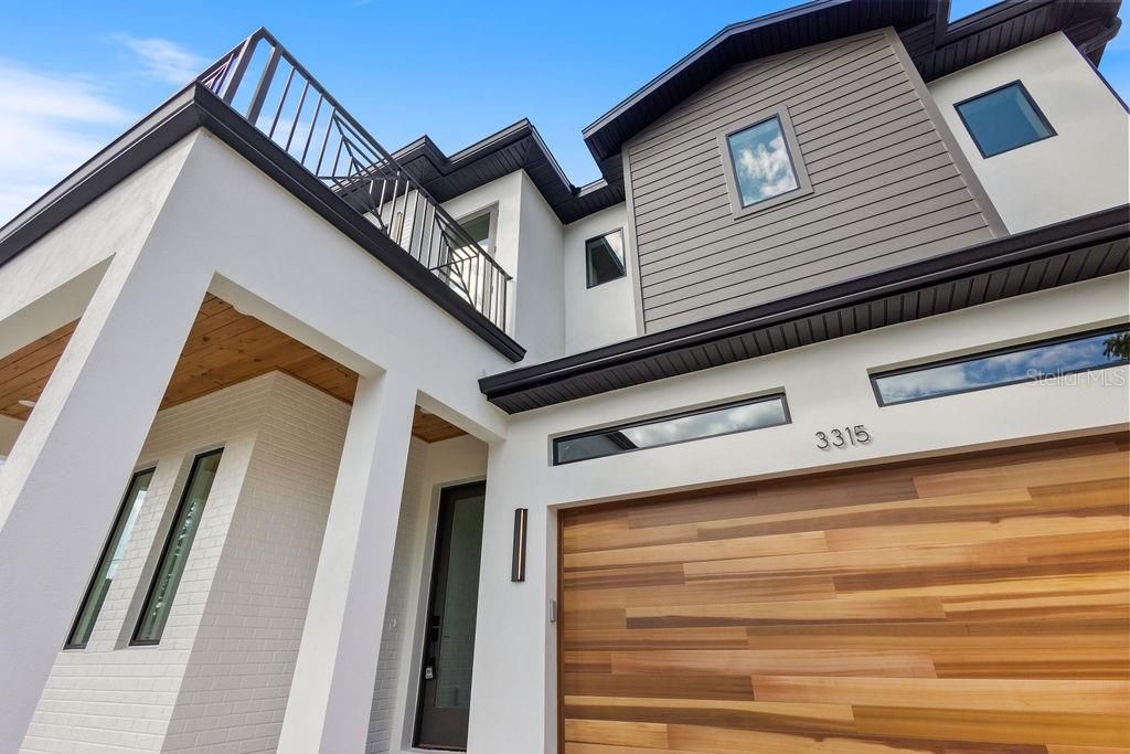 Image 60 of property listing at 3315 W GRACE STREET, Tampa, FL 33607