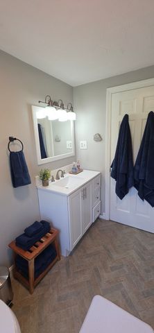 14 Indian Road, Marshfield, MA 02050