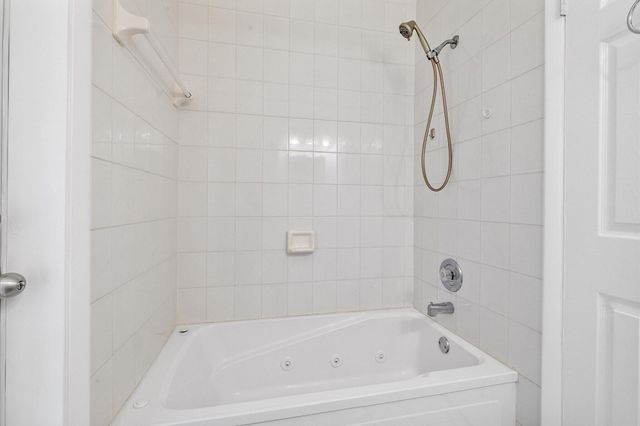 13988 Lake Lure Court, Miami Lakes, FL 33014