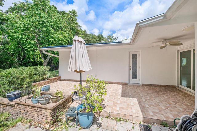 13988 Lake Lure Court, Miami Lakes, FL 33014