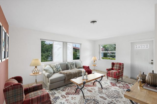 13988 Lake Lure Court, Miami Lakes, FL 33014