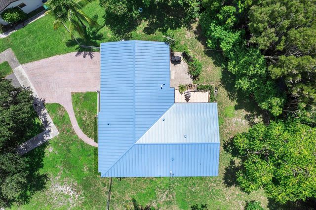 13988 Lake Lure Court, Miami Lakes, FL 33014