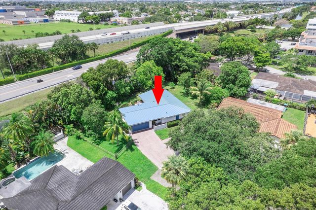 13988 Lake Lure Court, Miami Lakes, FL 33014