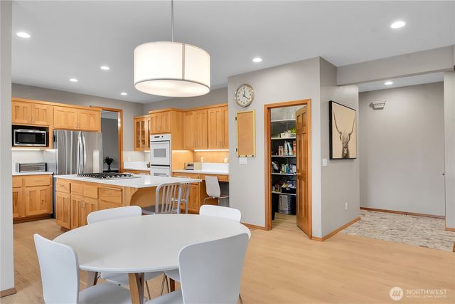 513 Vernon Road, Lake Stevens, WA 98258