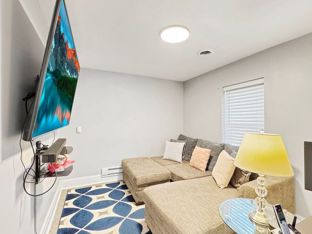 10644 S Peoria Street, Chicago, IL 60643