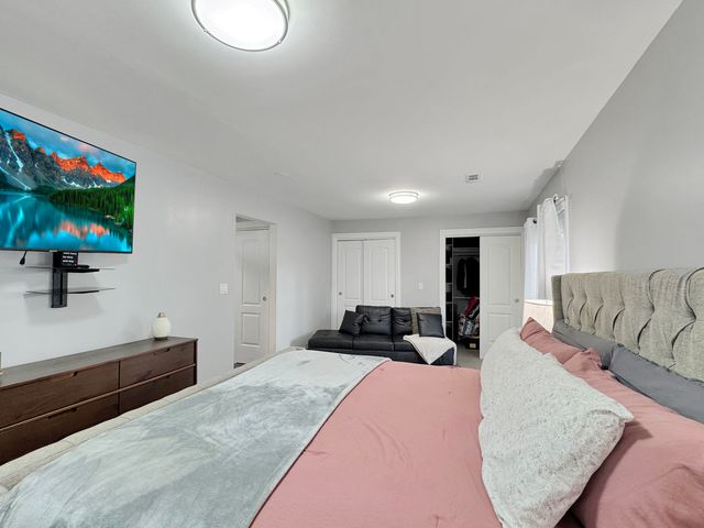 10644 S Peoria Street, Chicago, IL 60643