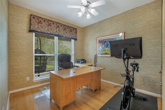 2327 Clearspring Drive N, Irving, TX 75063