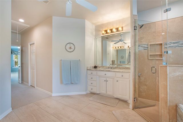 2327 Clearspring Drive N, Irving, TX 75063