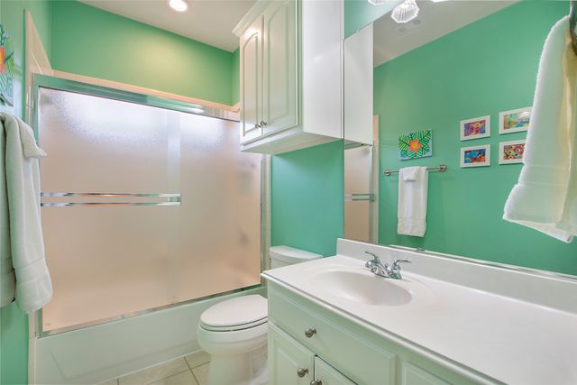 2327 Clearspring Drive N, Irving, TX 75063