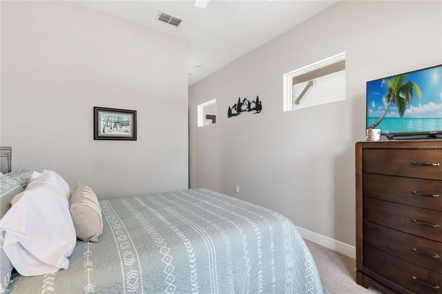 2724 SOUTHLAND STREET, St Cloud, FL 34772