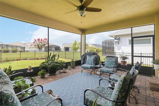 2724 SOUTHLAND STREET, St Cloud, FL 34772